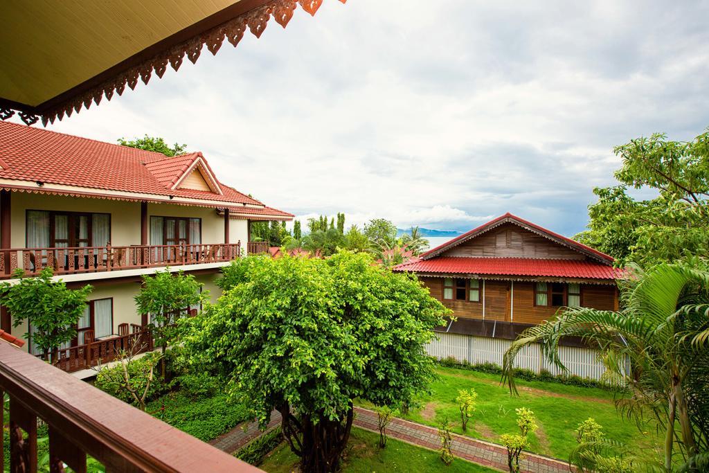 Buri Beach Resort パンガン島 エクステリア 写真