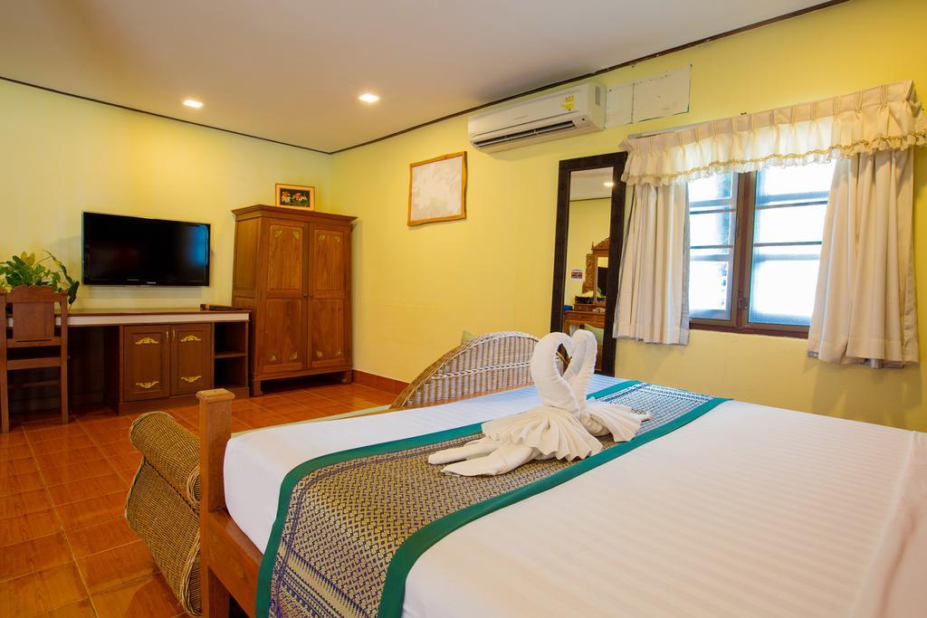 Buri Beach Resort パンガン島 エクステリア 写真